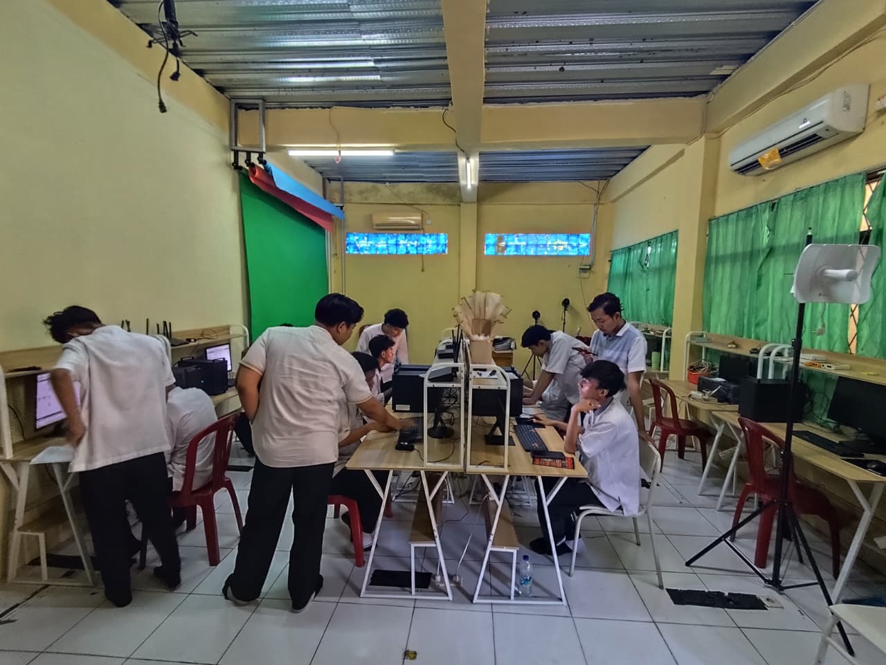 Ruang Praktik TJKT